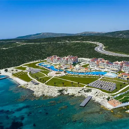 Porto Beach Exclusive Hotel 4*