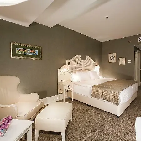 Porto Beach Exclusive 4*